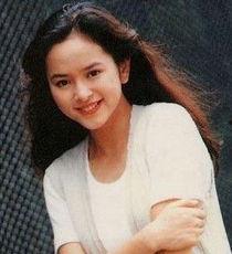 叶温仪个人资料,才华横溢的年轻艺术家，探索艺术与生活的完美融合